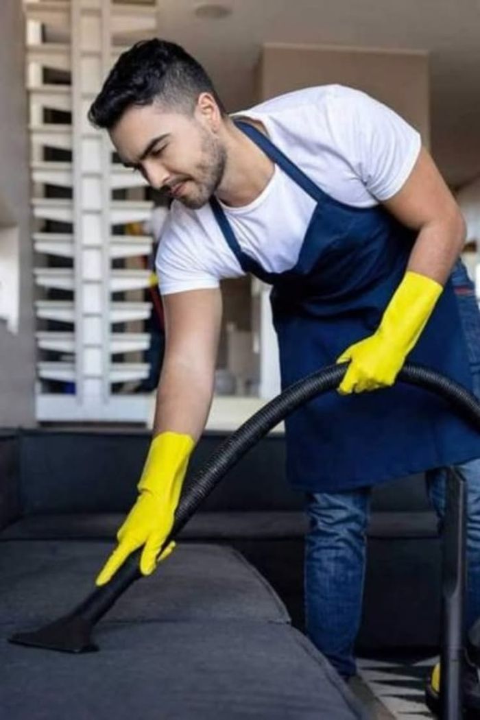 تنظيف كنب بجهاز الشفط